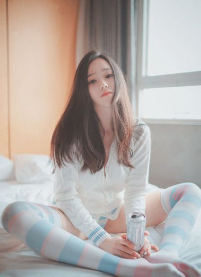 制服师生第一页_HD免费观看